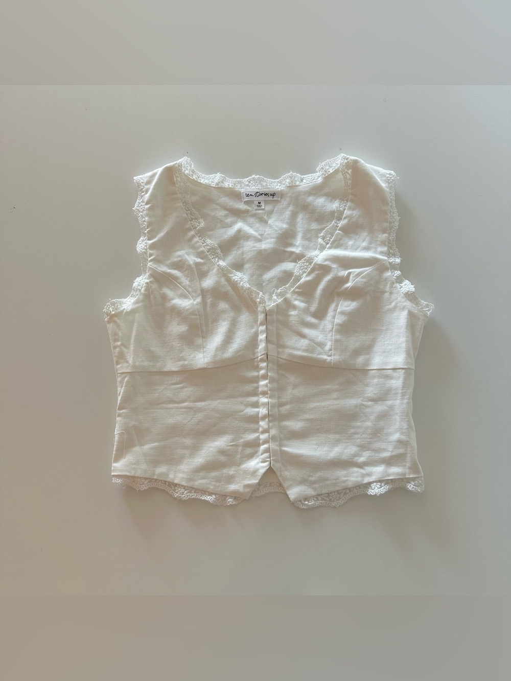 Ten Stories Up Cottagecore Lace Bustier Corset Vest White Hook Eye M